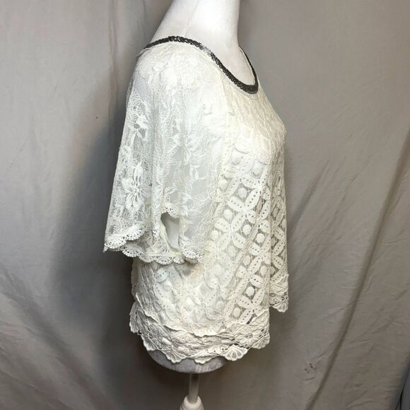 Miss Me White Lace Floral Boho Beaded Crochet Top T Shirt Womens Designer NWOT - Picture 4 of 8